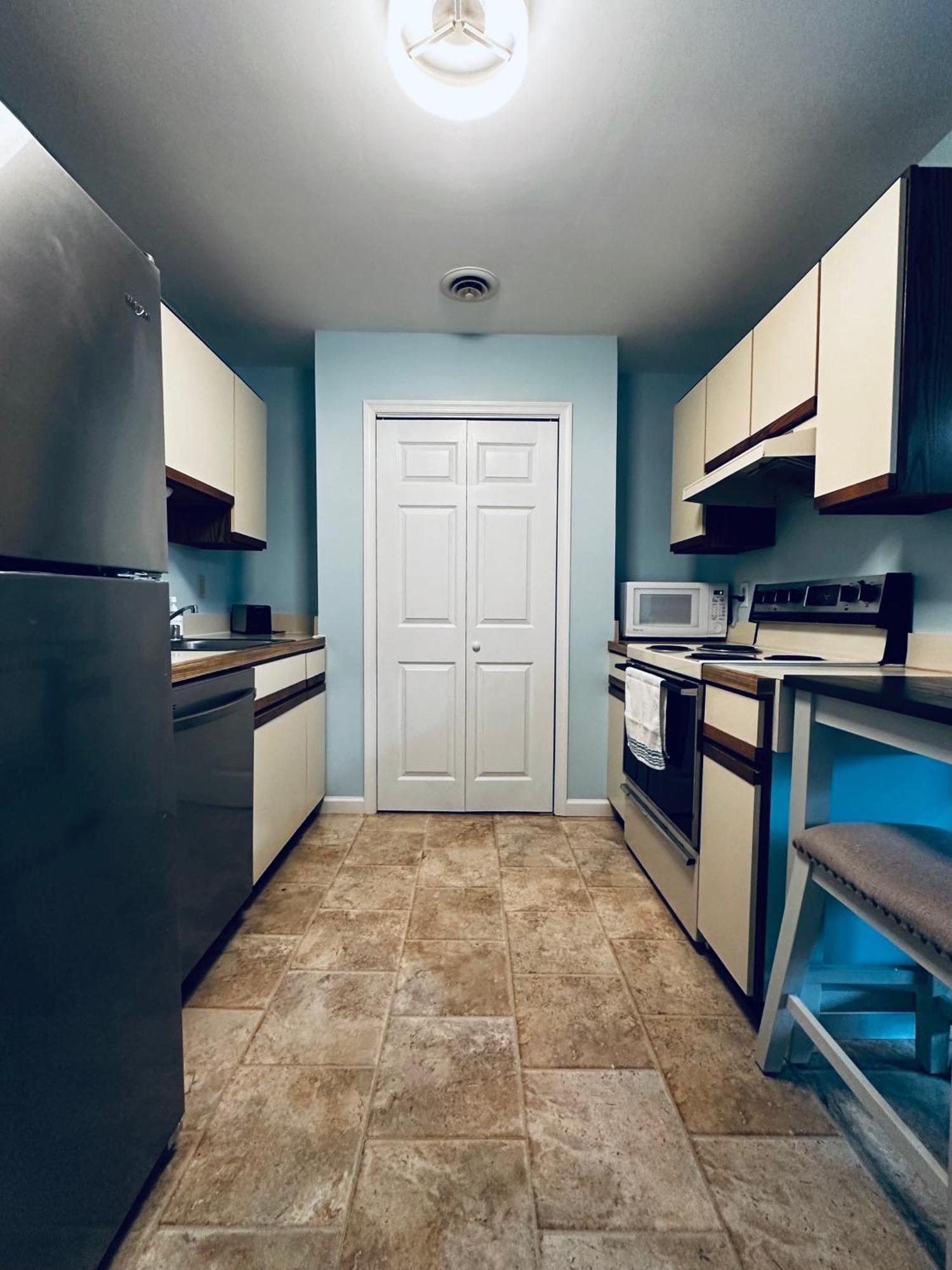 Cozy Home Walking Distance From Beach With Private Patio آوشين سيتي المظهر الخارجي الصورة